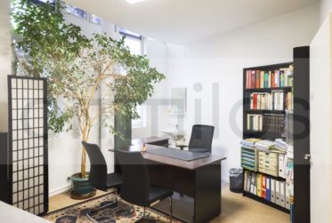 À Yverdon : Espace Polyvalent à Transformer selon Vos Envies ! Appartement, bureau, au choix