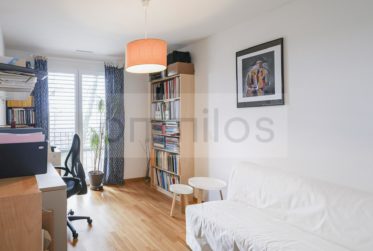 Appartement familial lumineux avec loggia et vue sur jardin sécurisé