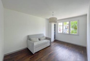 Spacieuse villa avec jardin, terrasses et studio indépendant à sous-louer