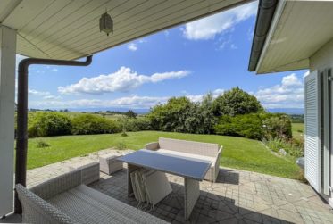 Spacieuse villa avec jardin, terrasses et studio indépendant à sous-louer