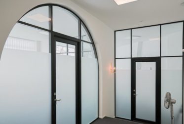 Opportunité exceptionnelle de location de bureaux avec vitrines à Montreux !