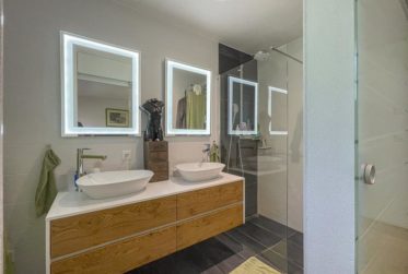 Découvrez cette magnifique villa contemporaine, modulable à l’envie, offrant un cadre de vie exceptionnel.