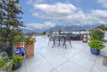 Découvrez cette magnifique villa contemporaine, modulable à l’envie, offrant un cadre de vie exceptionnel.