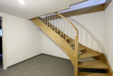 Lumière, jardin et vue lac – Villa familiale à Écublens