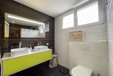 Vue, Jardin et Confort : Maison Familiale à Le Pâquier