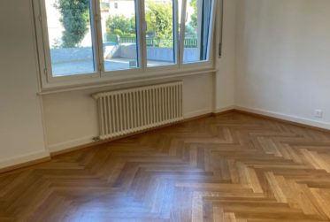 Appartement 5 pièces au rez-de-chaussée idéalement situé au centre de Pully