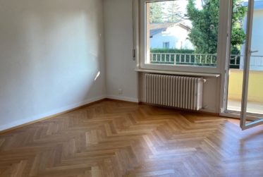 Appartement 5 pièces au rez-de-chaussée idéalement situé au centre de Pully