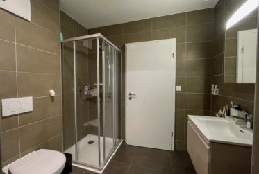 Bien rare avec deux espaces de vie - Villa de 3,5p et appartement de 2,5p - pour privée ou investisseur