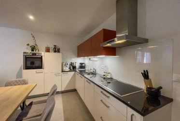 Bien rare avec deux espaces de vie - Villa de 3,5p et appartement de 2,5p - pour privée ou investisseur